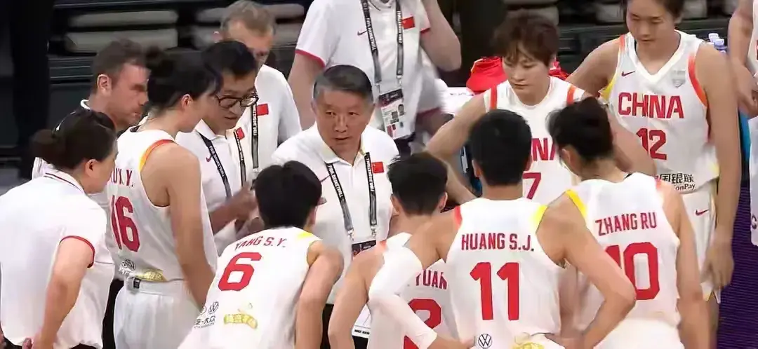 中国女篮这, 踵而至, 篮狭路相逢