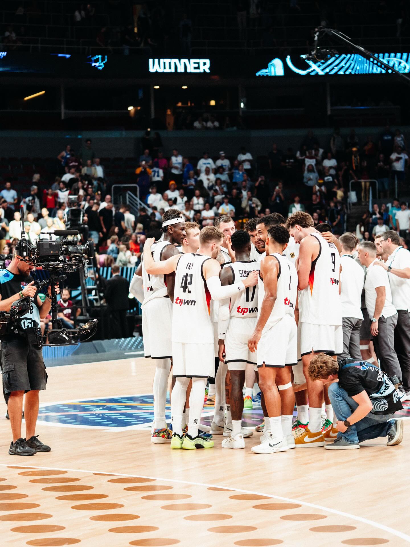 div, 锦赛的精彩, img